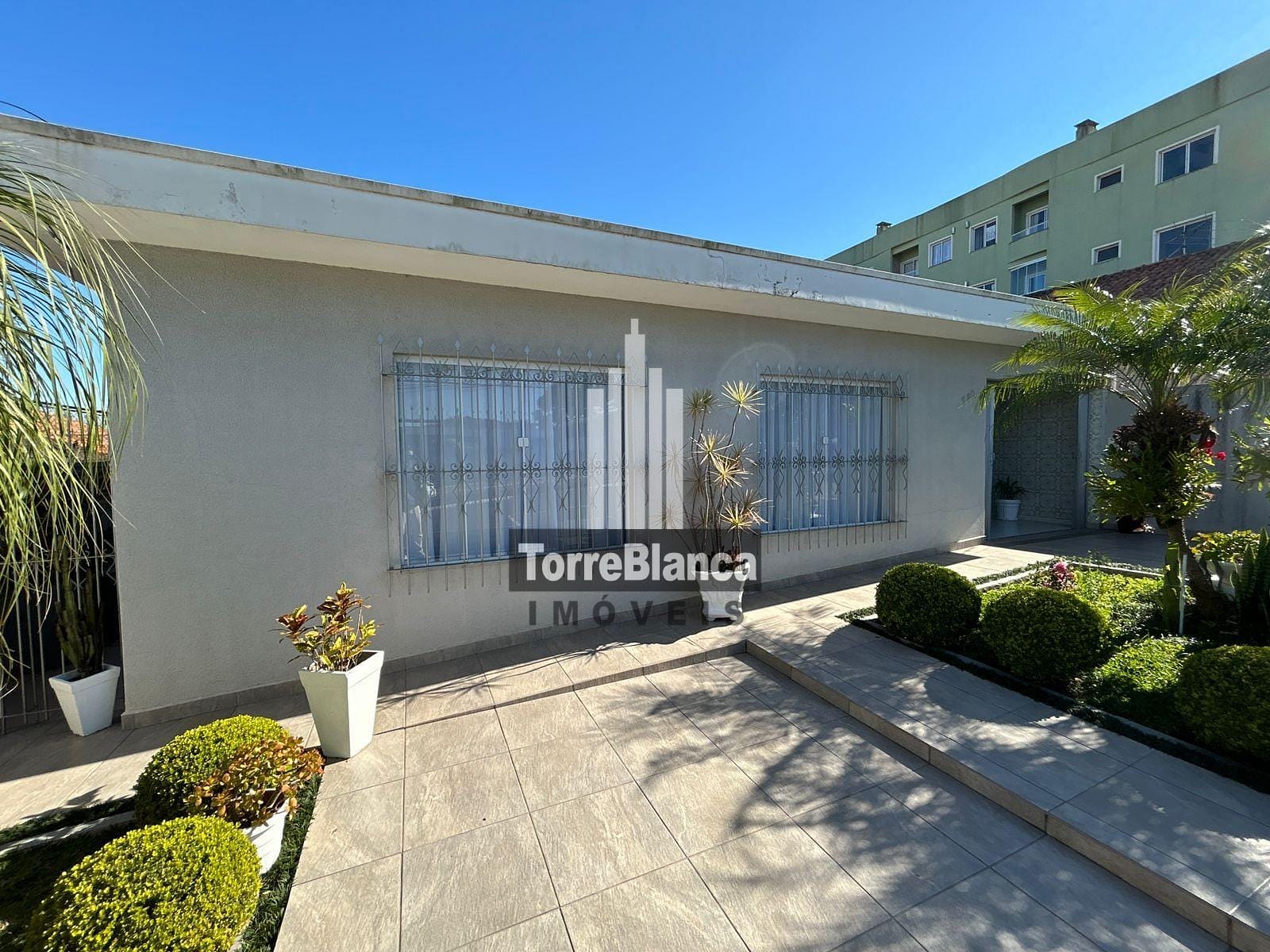 Casa à venda com 3 quartos, 168m² - Foto 2