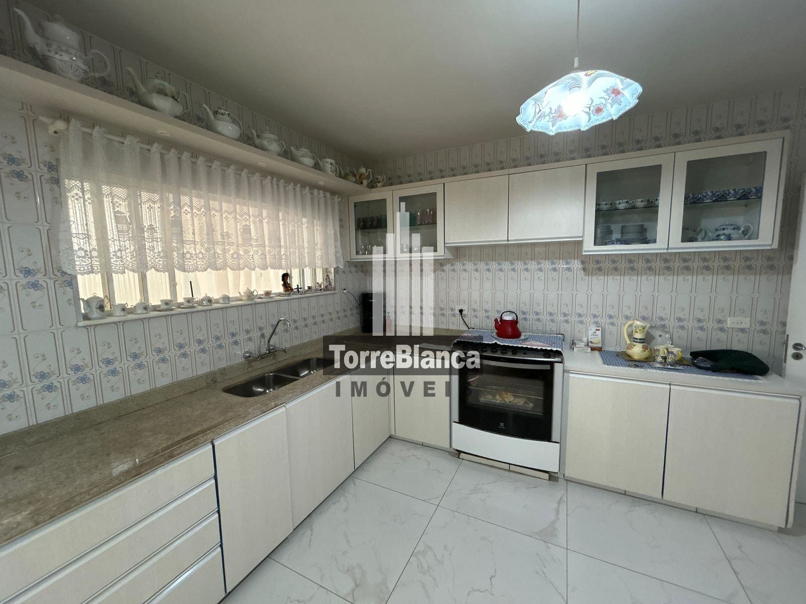 Casa à venda com 3 quartos, 168m² - Foto 13