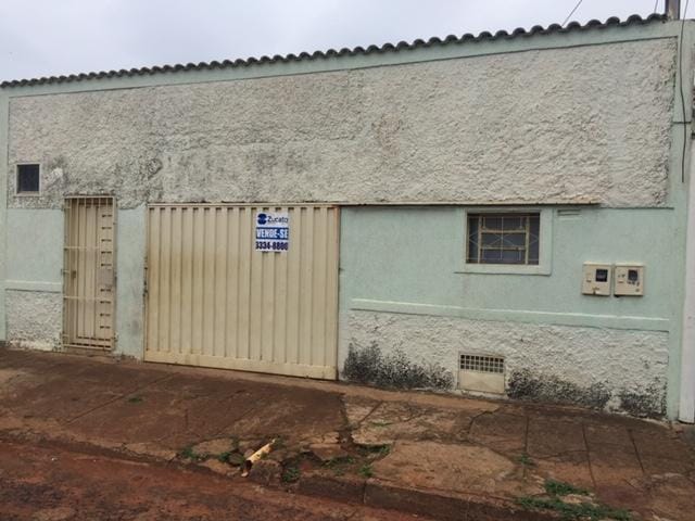 Foto do Casa - Casa com 2 dormitórios à venda, 87 m² por R$ 170.000,00 - Santa Maria - Uberaba/MG | ZUCATO IMOBILIARIA LTDA
