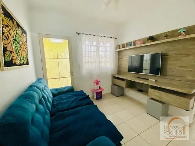 Casa com 150m² 2 quartos e 2 banheiros, à venda, no bairro Jardim Alvinópolis em Atibaia