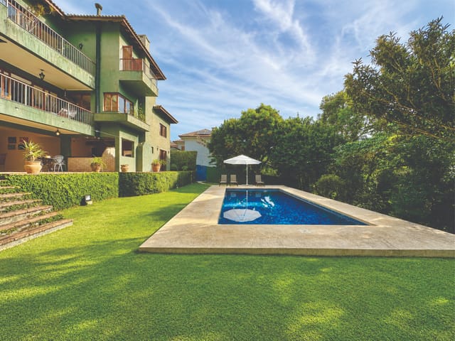 Casa com 1001m² 4 quartos e 6 banheiros, à venda, no bairro Residencial Euroville em Carapicuíba