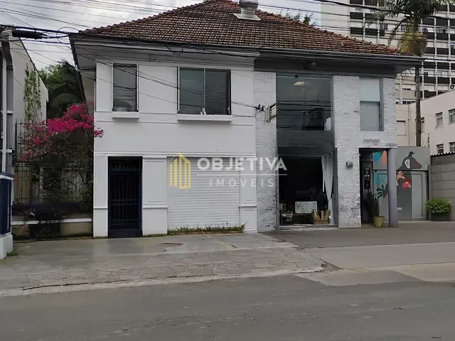 Casa para alugar, no bairro Auxiliadora em Porto Alegre