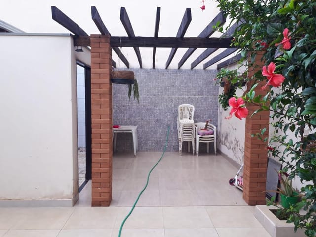 Foto do Casa - Casa com 3 dormitórios à venda, 175 m² por R$ 370.000,00 - Beija-Flor - Uberaba/MG | ZUCATO IMOBILIARIA LTDA