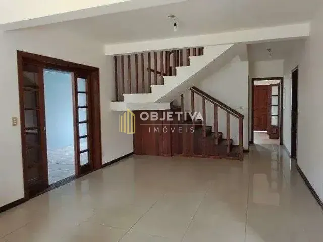 Casa 4 quartos e 4 banheiros, à venda, no bairro Jardim Itu em Porto Alegre