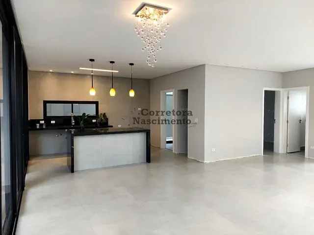 Casa com 240m² 3 quartos e 1 banheiro, à venda, no bairro Recanto dos Eucaliptos em São José dos Campos
