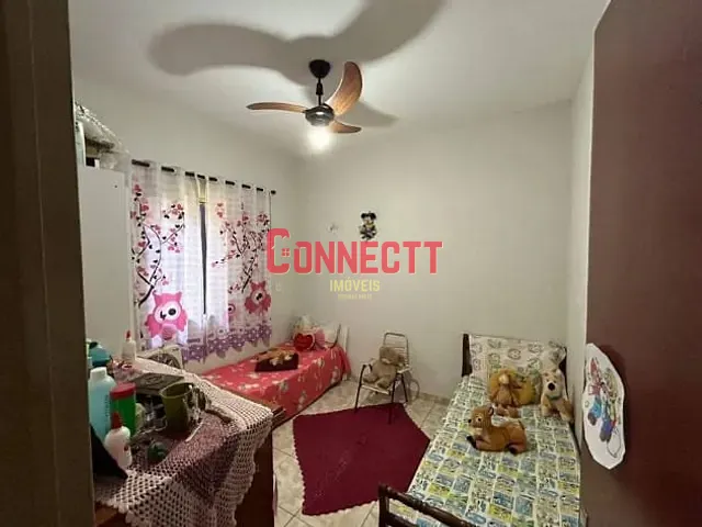 Casa com 200m² 2 quartos e 2 banheiros, à venda, no bairro Jardim Doutor Paulo Gomes Romeo em Ribeirão Preto