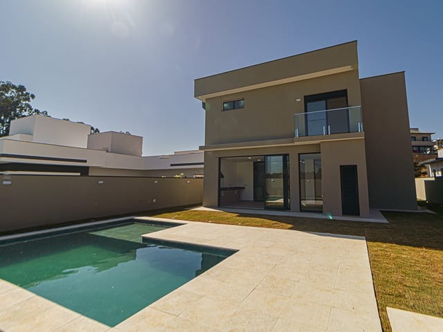 Foto do Casa - Casa no condomínio Condomínio Villas Do Golfe para venda com 4 quartos, sendo 3 suítes, 246m² | Lares e Andares Imóveis