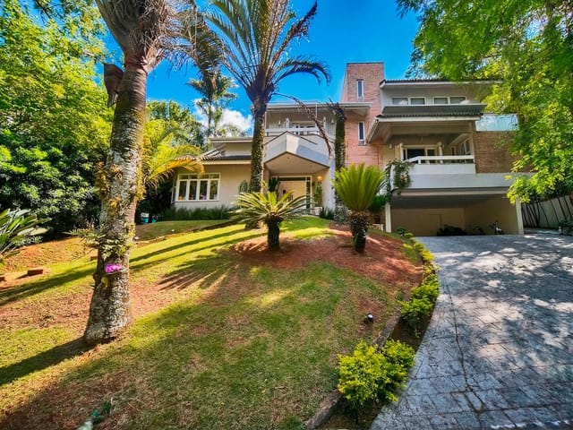 Casa com 1194m² 4 quartos e 6 banheiros, à venda, no bairro Altos de São Fernando em Jandira