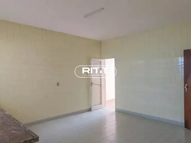 Casa com 290m² 3 quartos e 2 banheiros, para alugar, no bairro Vila Nova São José em Campinas