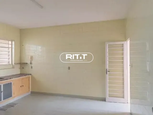 Casa com 290m² 3 quartos e 2 banheiros, para alugar, no bairro Vila Nova São José em Campinas
