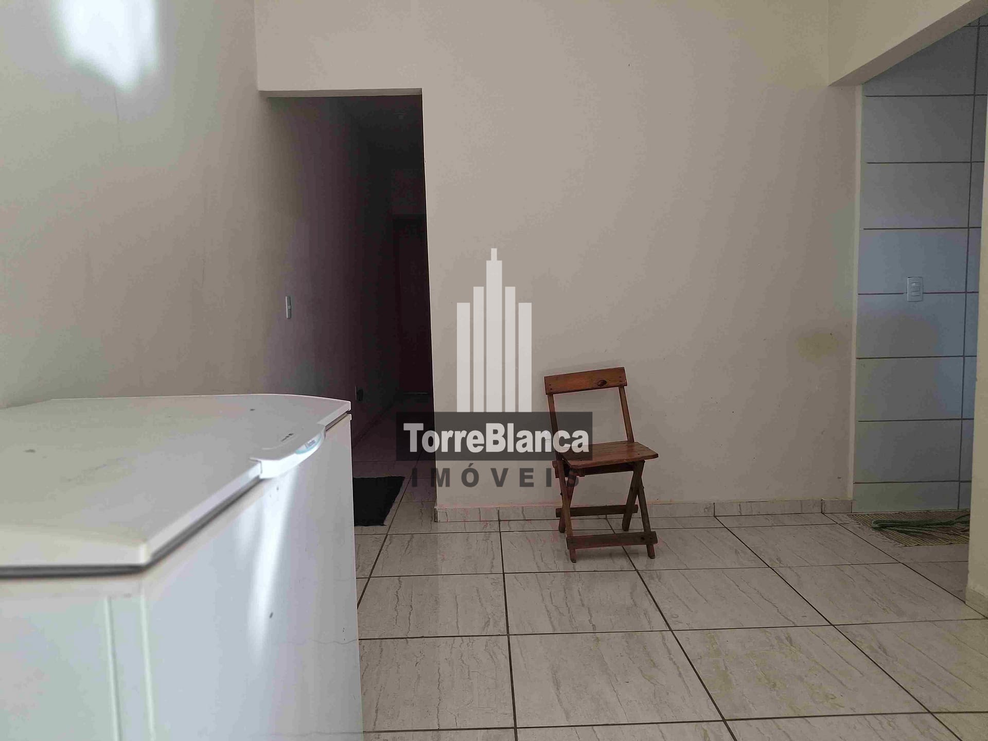 Casa à venda com 2 quartos, 60m² - Foto 5