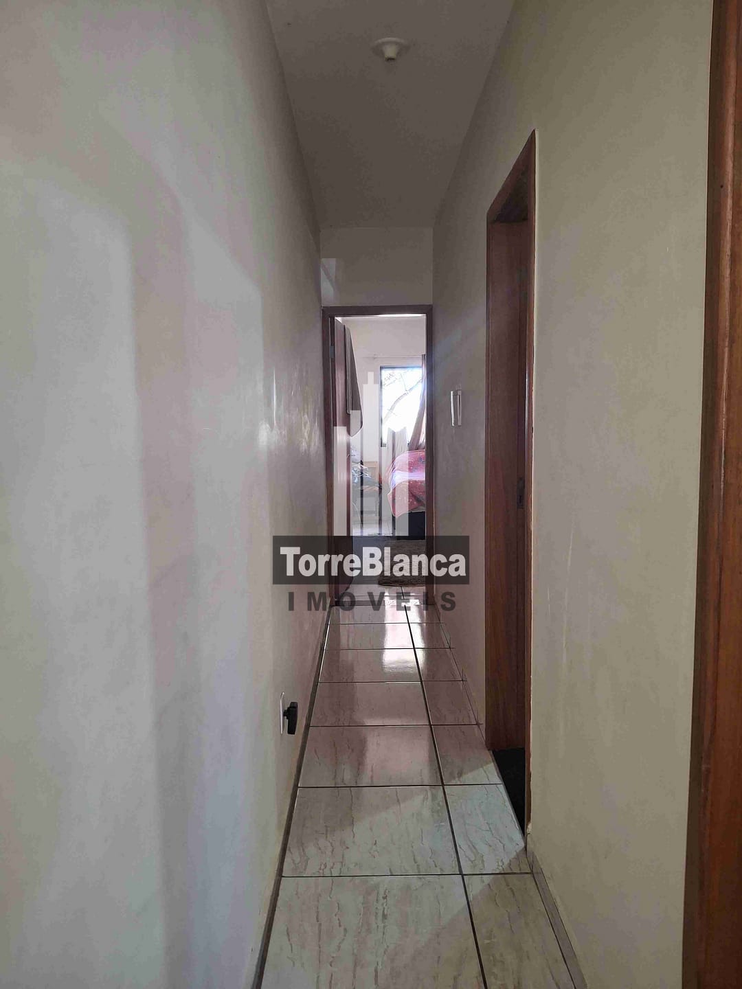 Casa à venda com 2 quartos, 60m² - Foto 8