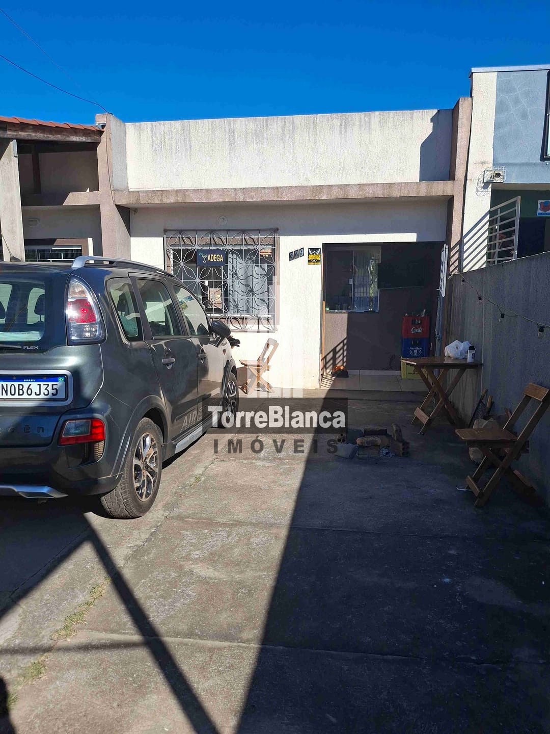 Casa à venda com 2 quartos, 60m² - Foto 2