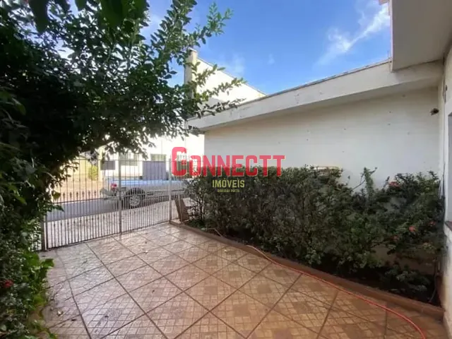Casa 3 quartos e 2 banheiros, para alugar, no bairro Jardim Sumaré em Ribeirão Preto