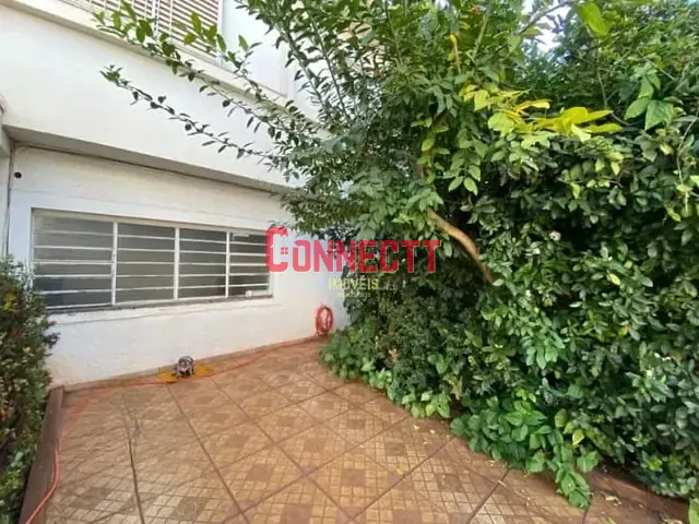 Casa 3 quartos e 2 banheiros, para alugar, no bairro Jardim Sumaré em Ribeirão Preto