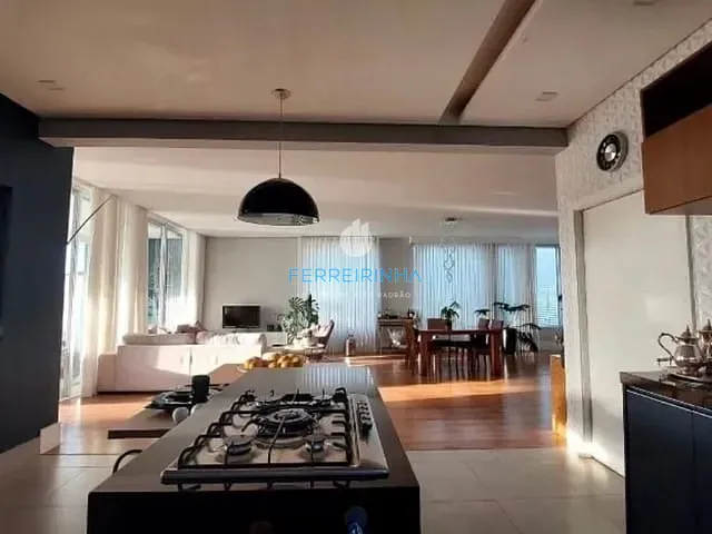 Casa com 450m² 6 quartos e 6 banheiros, à venda, no bairro Condomínio Residencial Jaguary em São José dos Campos