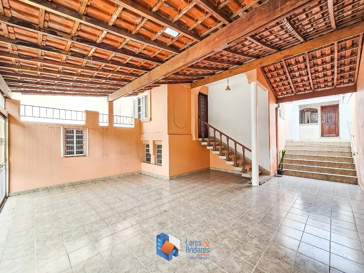 Casa, 3 quartos, 244 m² - Foto 4