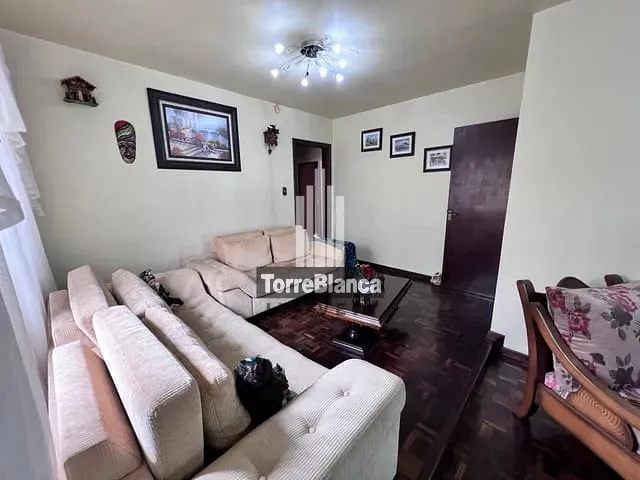 Casa com 462m² 4 quartos e 5 banheiros, à venda, no bairro Jardim Carvalho em Ponta Grossa