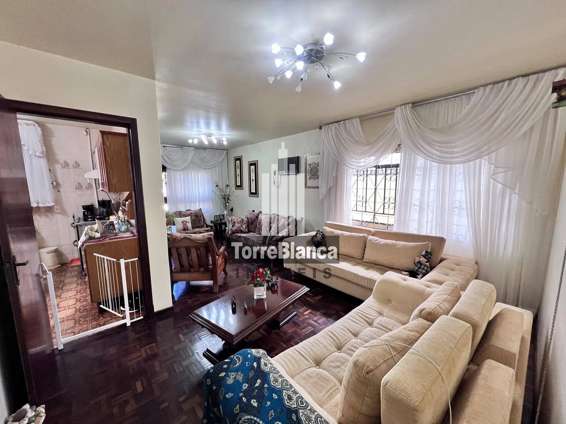 Casa, 4 quartos, 280 m² - Foto 2