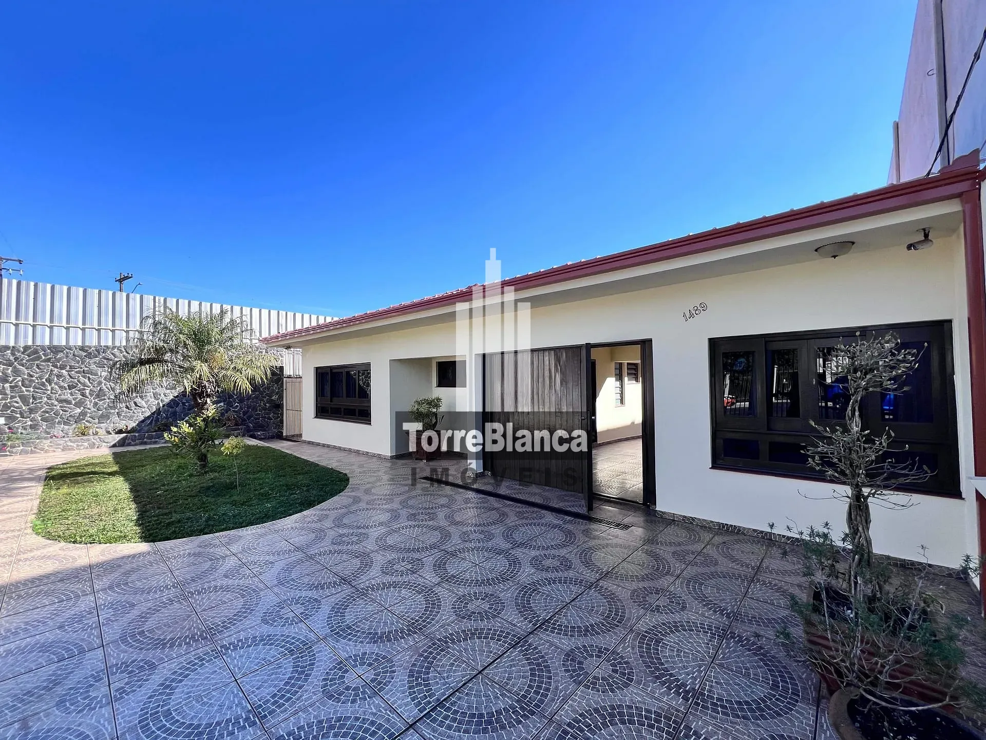 Casa, 4 quartos, 280 m² - Foto 1