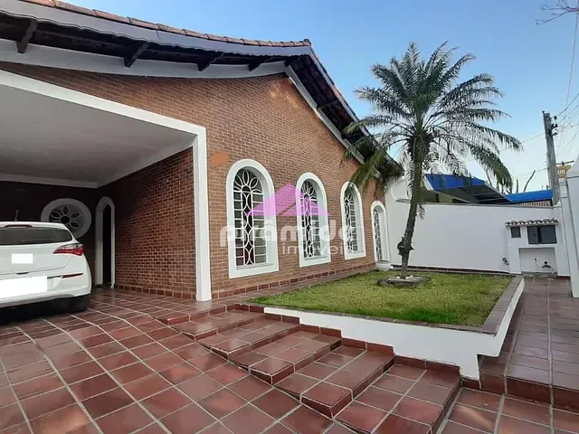 Casa com 420m² 4 quartos e 3 banheiros, à venda, no bairro Monte Castelo em São José dos Campos