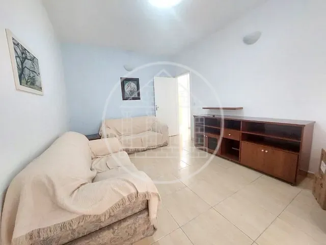 Casa com 302m² 3 quartos e 2 banheiros, à venda, no bairro Socorro em São Paulo