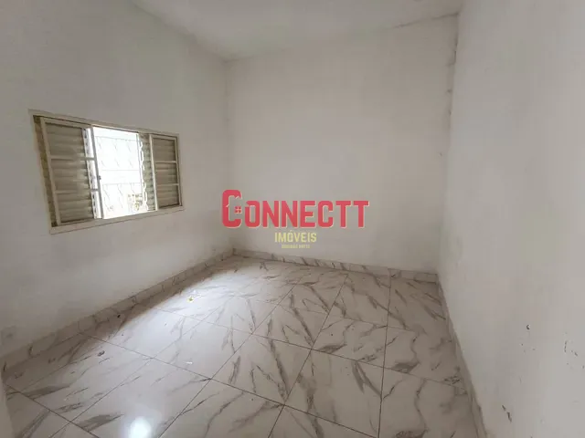 Casa com 200m² 4 quartos e 2 banheiros, à venda, no bairro Quintino Facci II em Ribeirão Preto