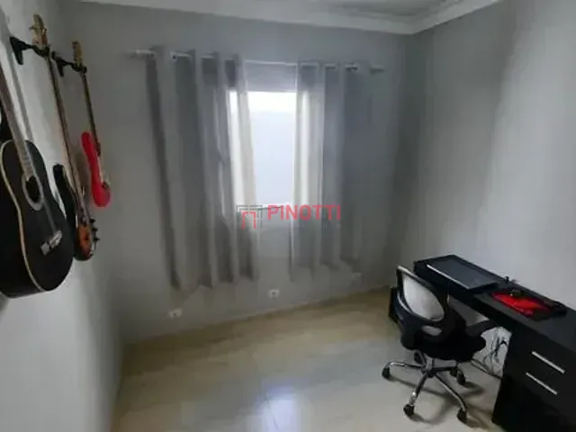 Casa 3 quartos e 2 banheiros, à venda, no bairro Santa Terezinha em São Bernardo do Campo
