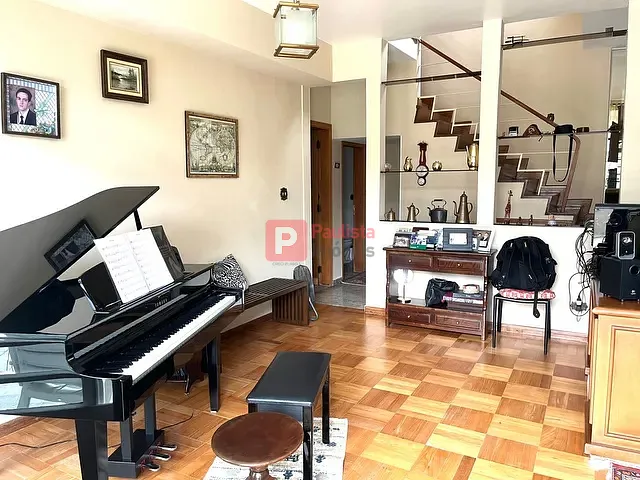 Casa com 750m² 7 quartos e 6 banheiros, à venda ou para alugar, no bairro Campo Belo em São Paulo