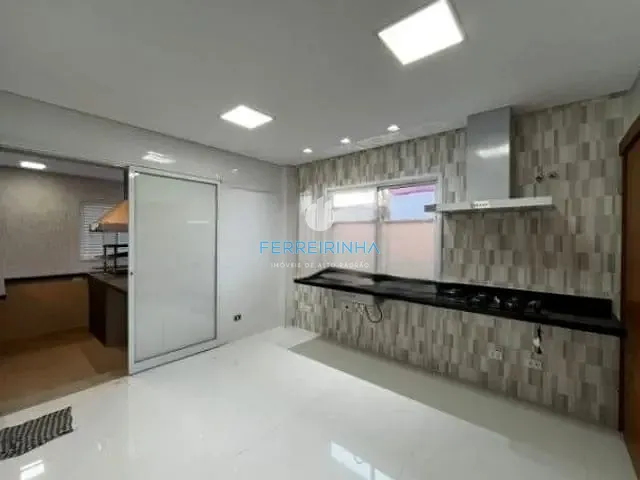 Casa com 250m² 3 quartos e 2 banheiros, à venda, no bairro Urbanova em São José dos Campos