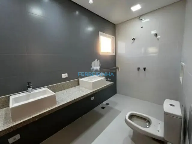 Casa com 250m² 3 quartos e 2 banheiros, à venda, no bairro Urbanova em São José dos Campos