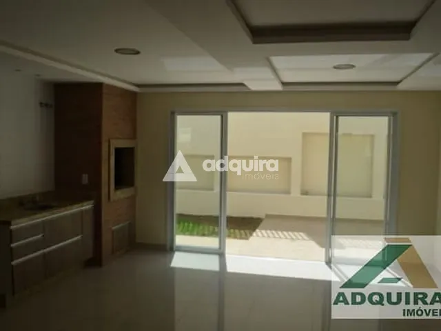 Sobrado 3 quartos e 1 banheiro, à venda, no bairro Jardim América em Ponta Grossa