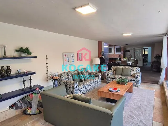 Casa com 900m² 5 quartos e 5 banheiros, à venda, no bairro Jardim Nova América em São José dos Campos