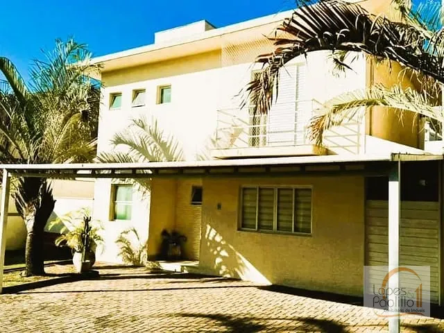Casa com 251m² 3 quartos e 3 banheiros, à venda, no bairro Jardim das Flores em Atibaia