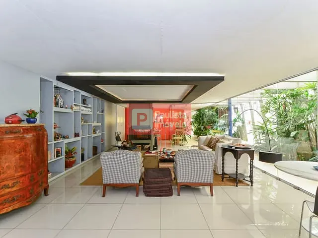 Casa com 367m² 3 quartos e 3 banheiros, à venda, no bairro Brooklin Paulista em São Paulo