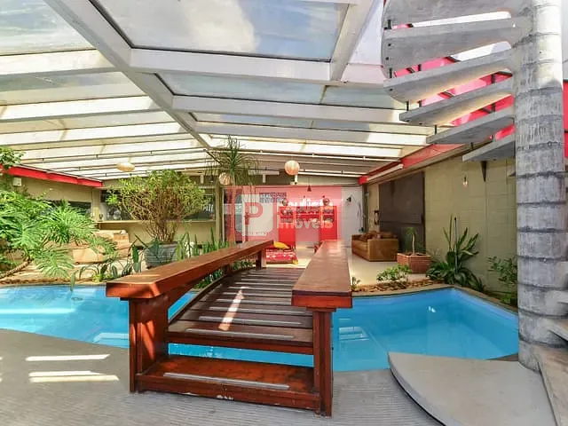 Casa com 367m² 3 quartos e 3 banheiros, à venda, no bairro Brooklin Paulista em São Paulo