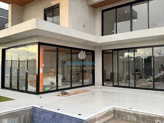 Casa com 450m² 4 quartos e 2 banheiros, à venda, no bairro Condomínio Residencial Monaco em São José dos Campos