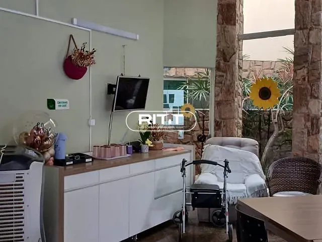 Casa 5 quartos e 2 banheiros, à venda, no bairro Parque Taquaral em Campinas