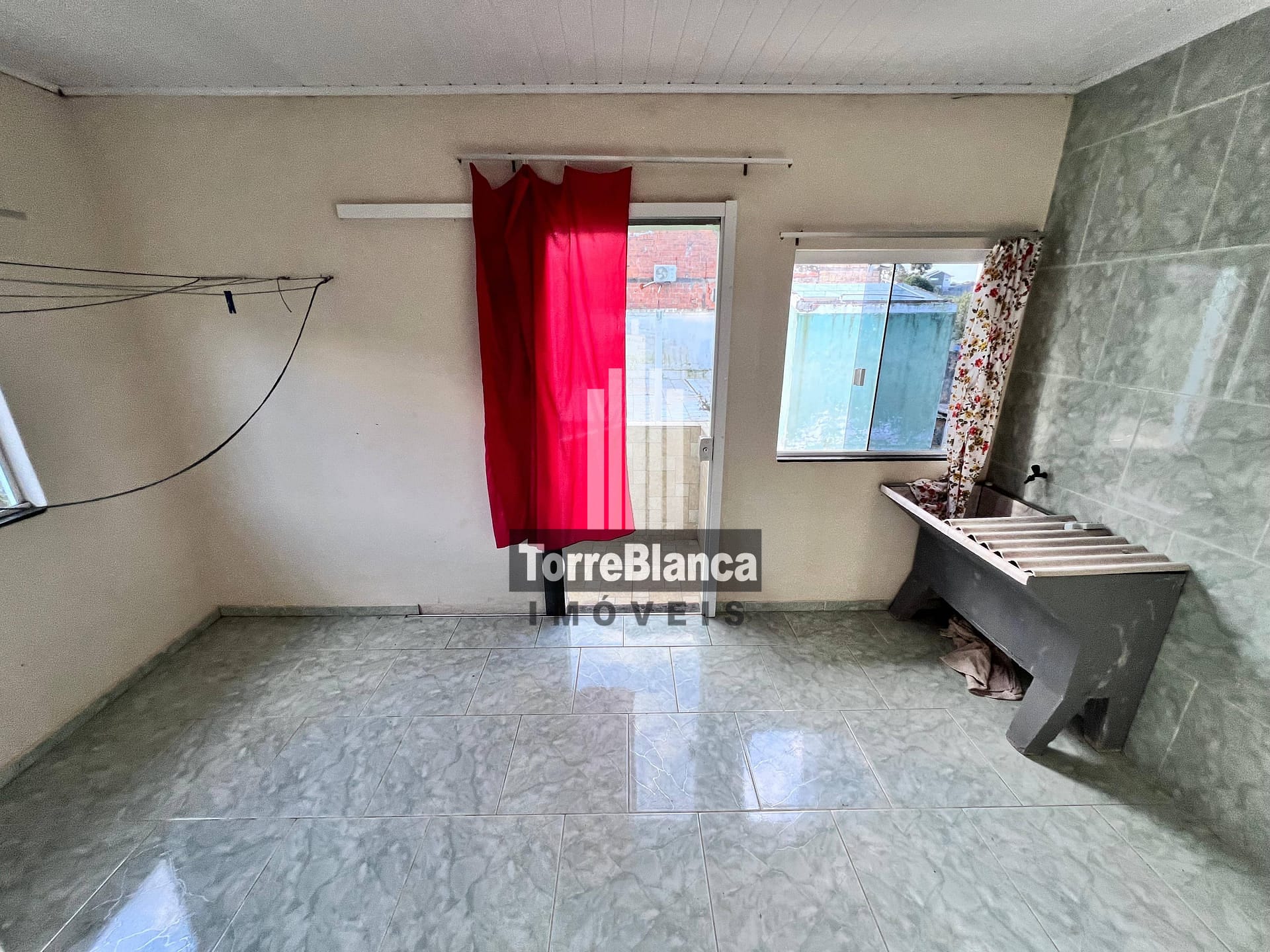 Casa à venda e aluguel com 2 quartos, 70m² - Foto 8
