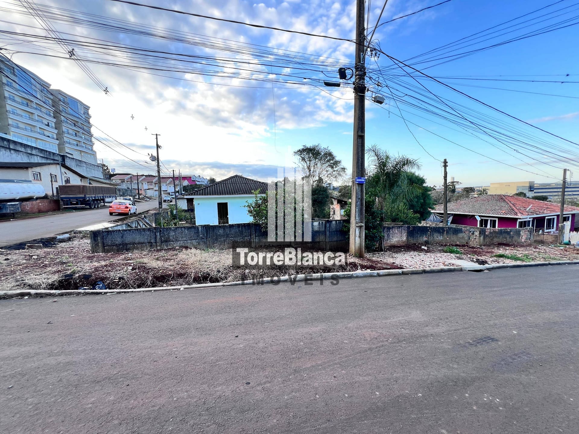 Casa à venda e aluguel com 2 quartos, 70m² - Foto 10
