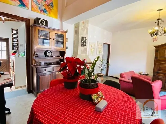 Casa com 247m² 3 quartos e 4 banheiros, à venda, no bairro Alvinópolis em Atibaia