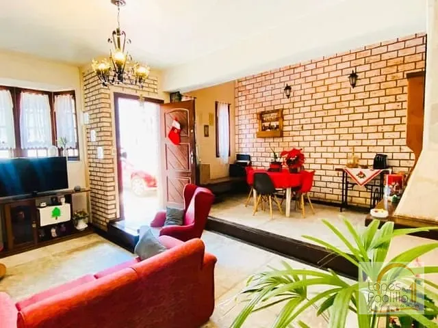 Casa com 247m² 3 quartos e 4 banheiros, à venda, no bairro Alvinópolis em Atibaia