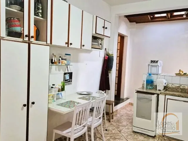 Casa com 247m² 3 quartos e 4 banheiros, à venda, no bairro Alvinópolis em Atibaia