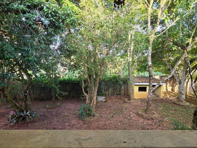 Casa com 1050m² 3 quartos e 7 banheiros, à venda, no bairro Chácara das Rosas em Cotia