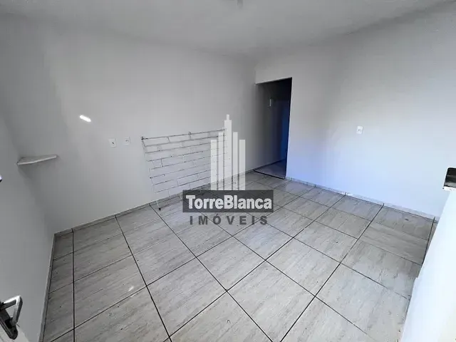 Casa com 70m² 2 quartos e 1 banheiro, à venda, no bairro Neves em Ponta Grossa