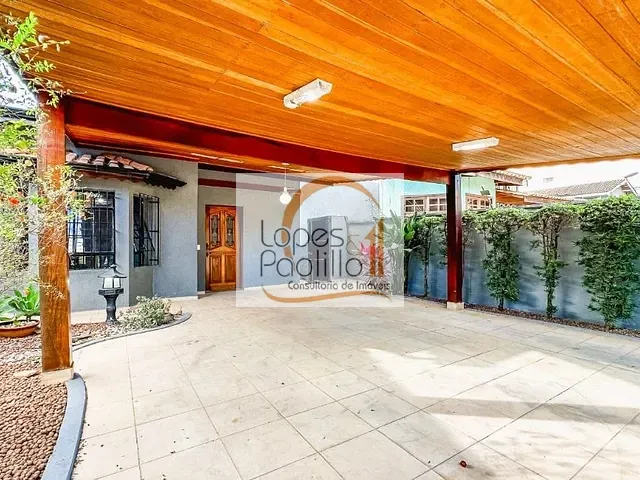 Casa com 312m² 3 quartos e 4 banheiros, à venda, no bairro Jardim Santa Bárbara em Atibaia