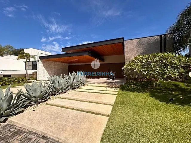 Casa com 748m² 4 quartos e 5 banheiros, à venda, no bairro Condomínio Reserva do Paratehy em São José dos Campos