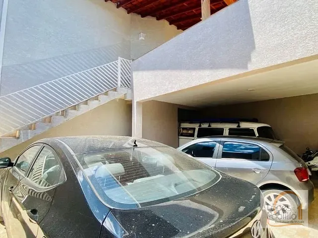 Casa com 262m² 3 quartos e 1 banheiro, à venda, no bairro Jardim Paulista em Atibaia