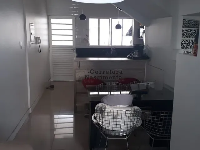Casa com 97m² 2 quartos e 1 banheiro, à venda, no bairro Jardim Limoeiro em São José dos Campos