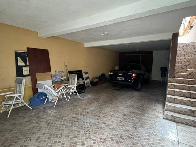 Casa com 160m² 3 quartos e 2 banheiros, para alugar, no bairro Veloso em Osasco